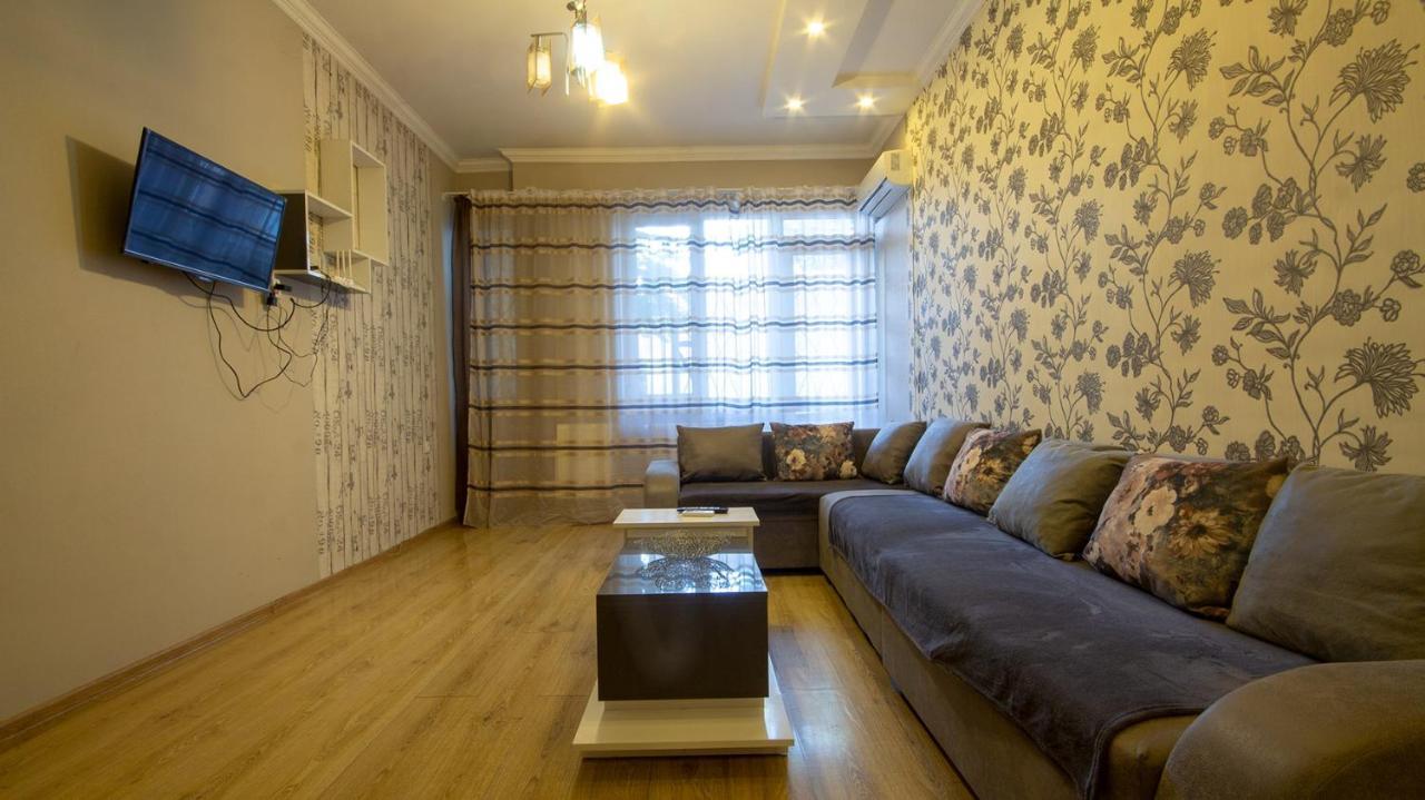 Home Apartments Tiflis Exterior foto